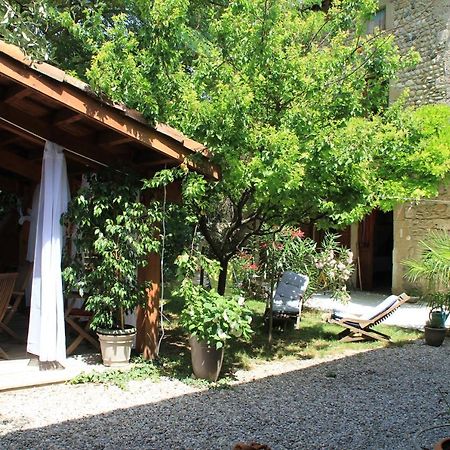 Saint-Paul-lès-Romans Les Pascals Bed & Breakfast エクステリア 写真
