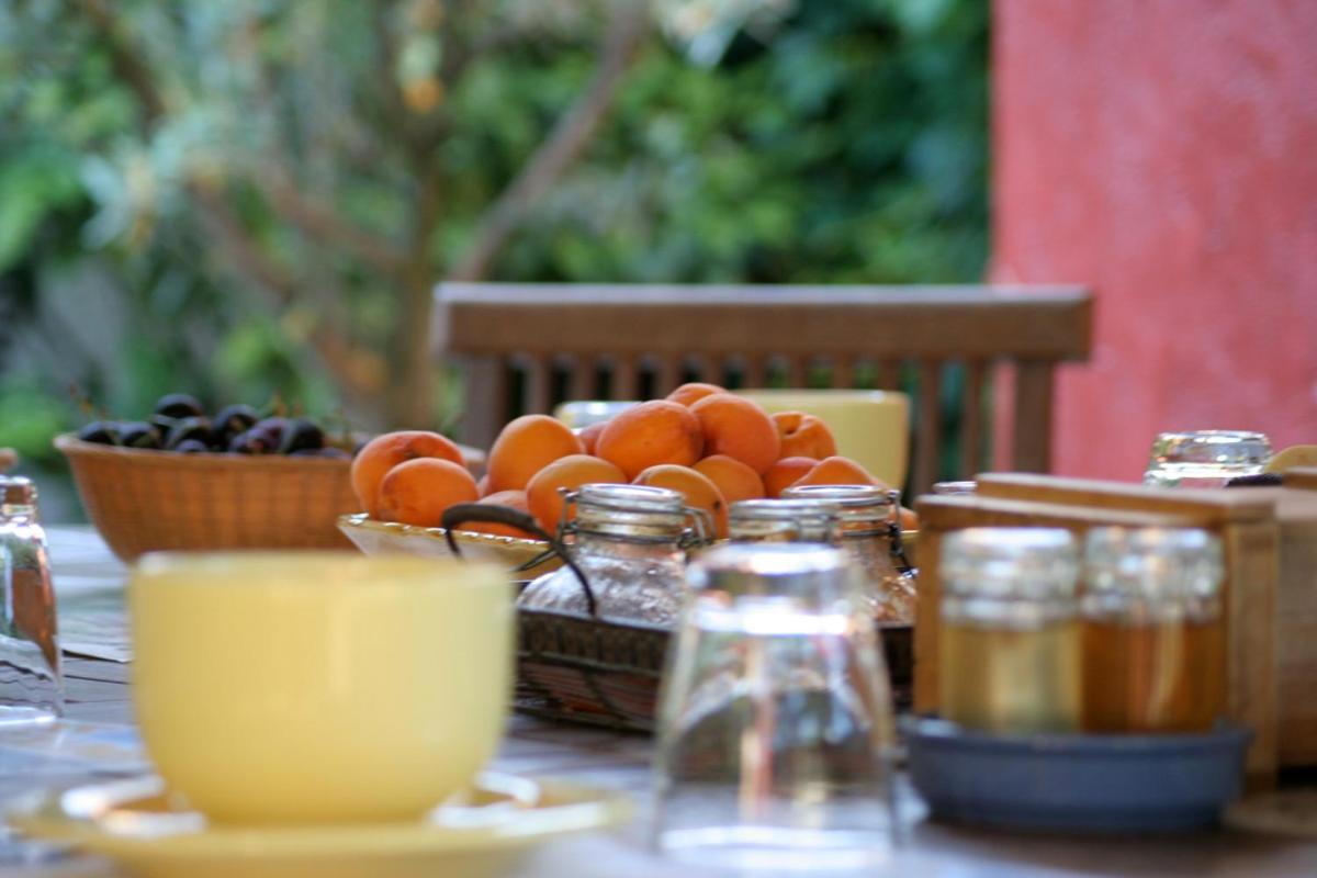 Saint-Paul-lès-Romans Les Pascals Bed & Breakfast エクステリア 写真