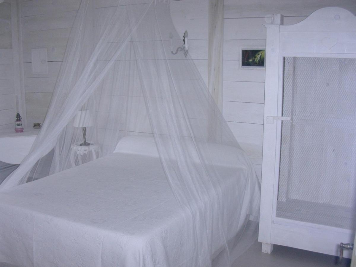 Saint-Paul-lès-Romans Les Pascals Bed & Breakfast エクステリア 写真