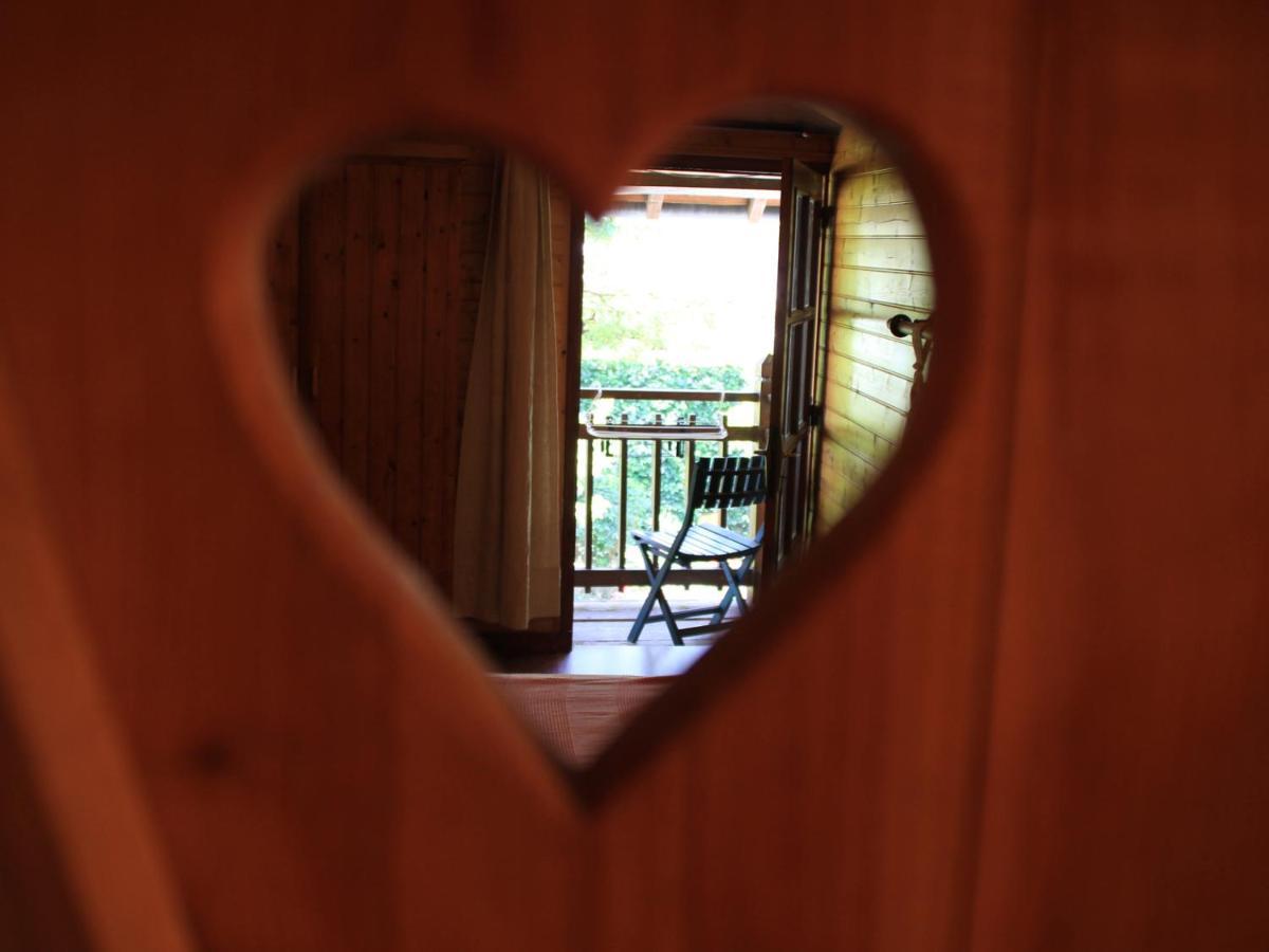 Saint-Paul-lès-Romans Les Pascals Bed & Breakfast エクステリア 写真