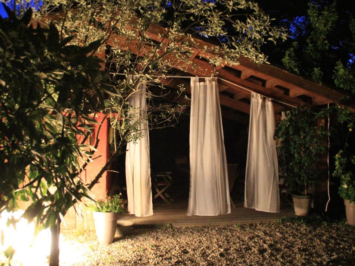 Saint-Paul-lès-Romans Les Pascals Bed & Breakfast エクステリア 写真